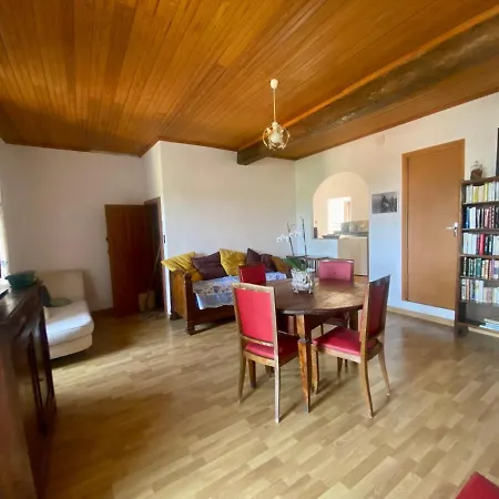 Apartment 3 Pieces 80 M2