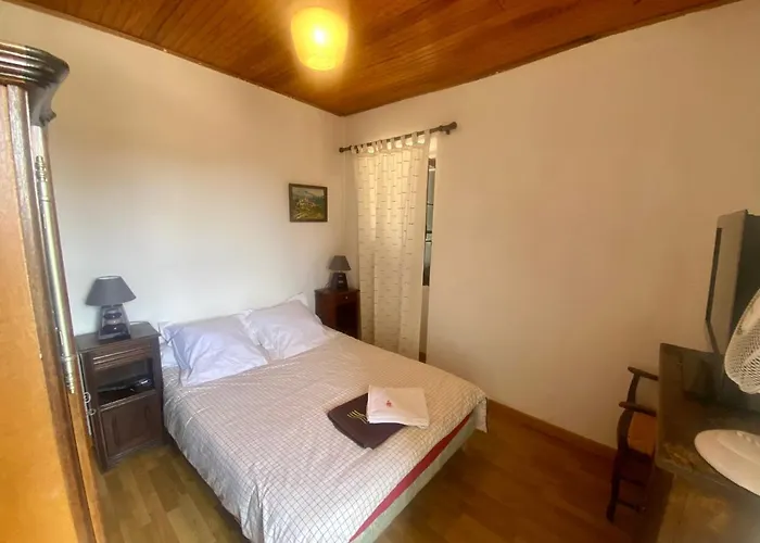 3 Pieces 80 M2 Apartmán