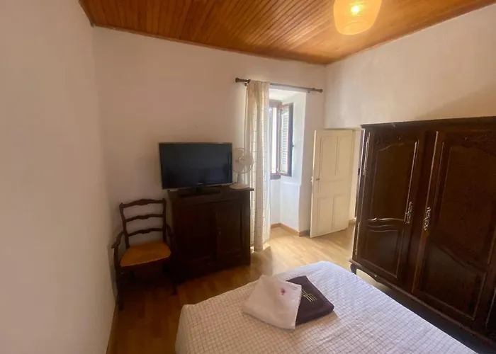 Apartmán 3 Pieces 80 M2 *