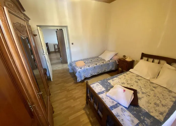 3 Pieces 80 M2 Apartmán Quenza