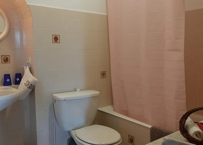 3 Pieces 80 M2 Apartmán